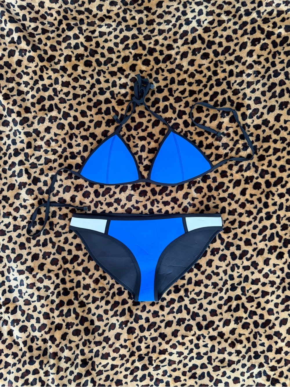Triangl swimwear Blue, Black, & White OG 2010s Bikini Set